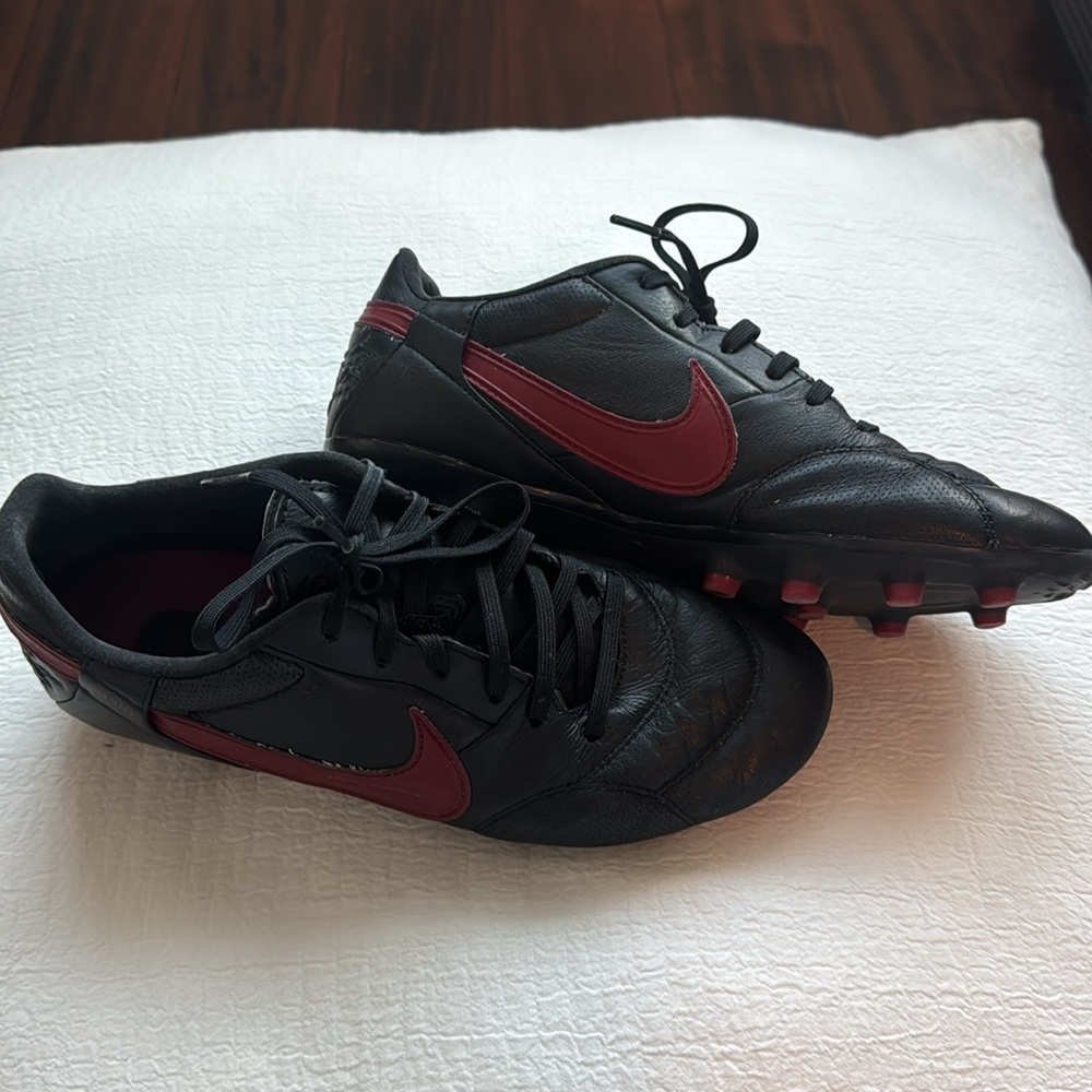 Nike premier leather cleats - Picture 2 of 6